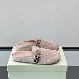 Burberry Lola وردي بيج مبطن نسيج سلة سويد شيك منزل حزام أحذية كاجوال