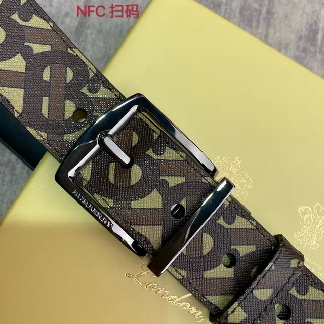 Burberry Monogram Ceinture réversible Marron Beige Noir Cuir 4
