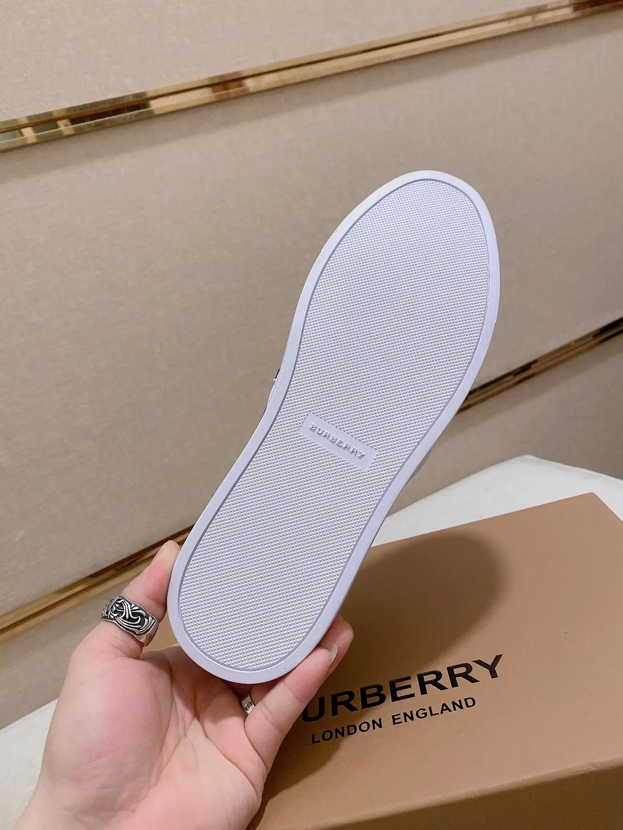Burberry Navy Black Zapatillas Lifestyle Slip-On con Patrón a Cuadros de Tejido 3