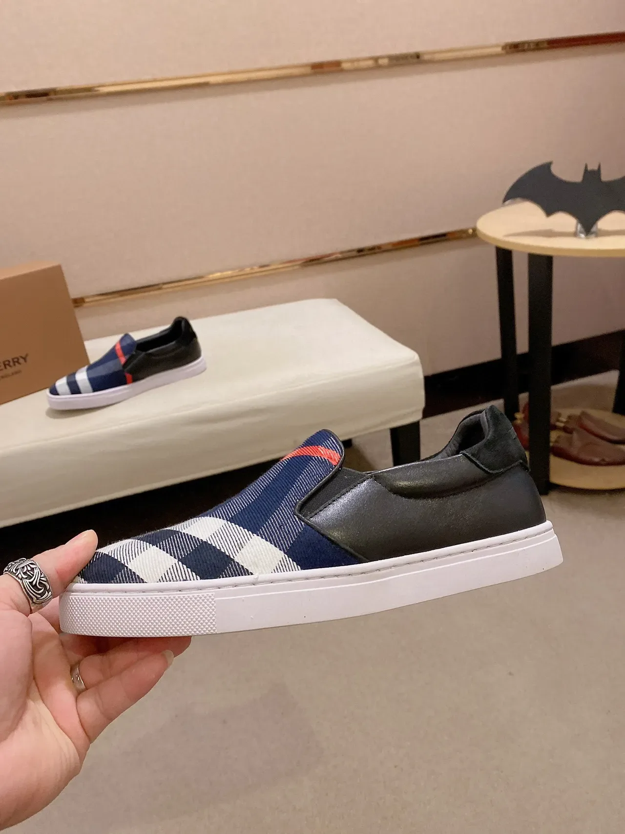 Burberry Navy Black Zapatillas Lifestyle Slip-On con Patrón a Cuadros de Tejido 8