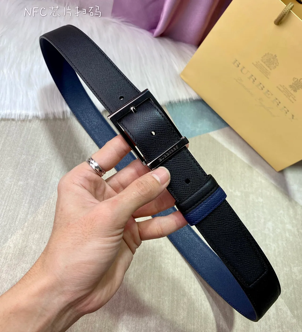 Burberry Reversible Black and Navy Grain Leather Belt 3