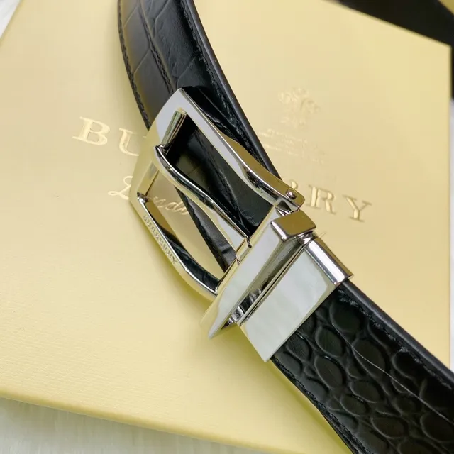 Burberry Reversible Crocodile and Alligator Embossed Black Leather Belt 2