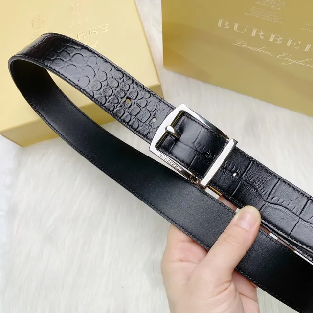 Burberry Reversible Crocodile and Alligator Embossed Black Leather Belt 4