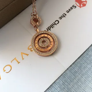 Bvlgari B.zero1 सममध्यवर्ती अंगूठी पवेज क्रिस्टल पेंडेंट नेकलेस