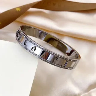 Bvlgari B.zero1 Pavé-Crystal Engraved Letter Silver Bracelet