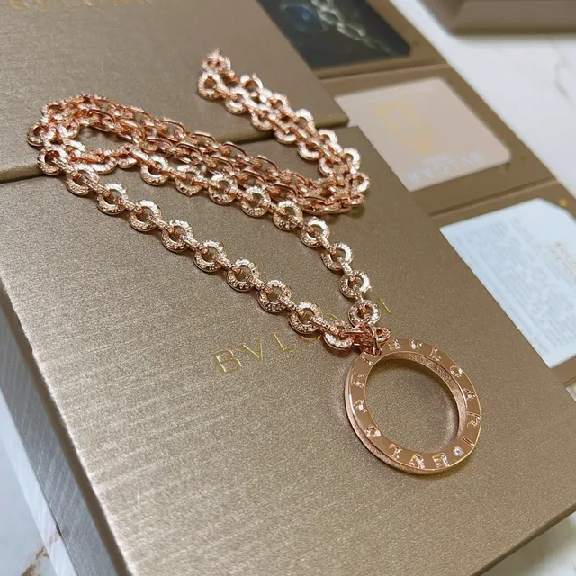 Bvlgari B.zero1 Rose Gold Diamond-Paved Circular Pendant Necklace 4