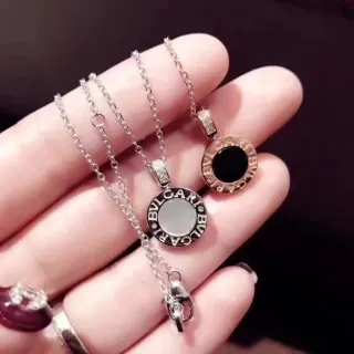Bvlgari B.zero1 فضي أسود دائري Logo-Engraved قلادة مركز حجر كابوشون