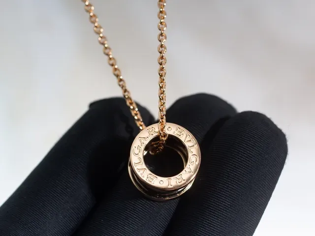 Bvlgari B.zero1 Stacked Ceramic and Rose Gold Necklace 8