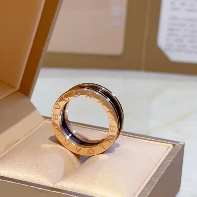 Bvlgari Anel Dourado Preto Triple-Banda Rotativo 4