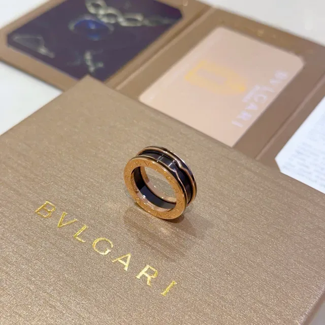 Bvlgari Anel Dourado Preto Triple-Banda Rotativo 9