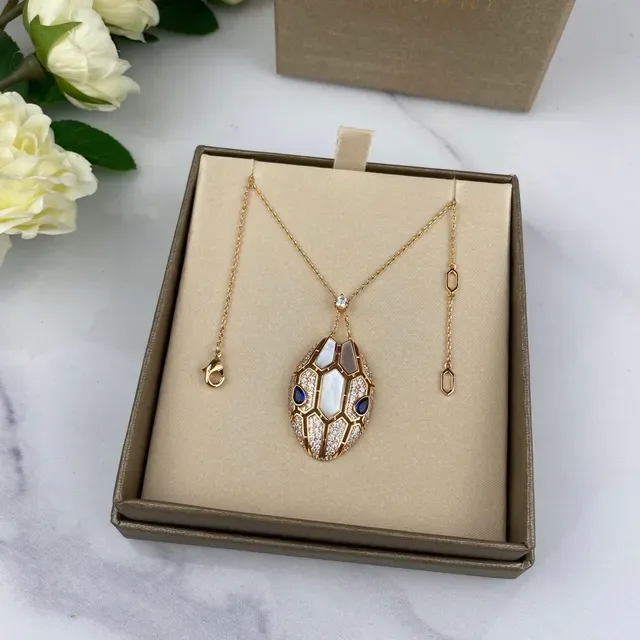 Bvlgari Collar Oro Azul Geométrico Segmentado Madreperla 2