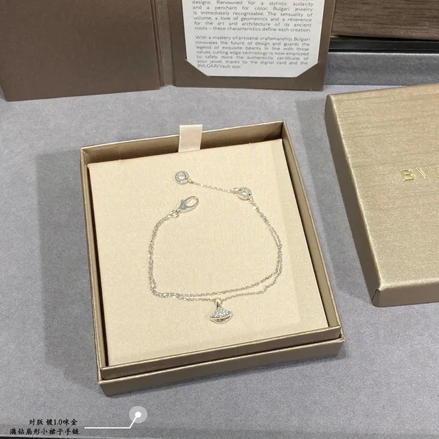 Bvlgari Ouro Prata Dupla Corrente Pavé-Set Pingente Leque Pulseira 3