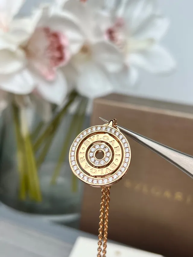 Bvlgari Gold White Rose Pavé-Set Necklace 3