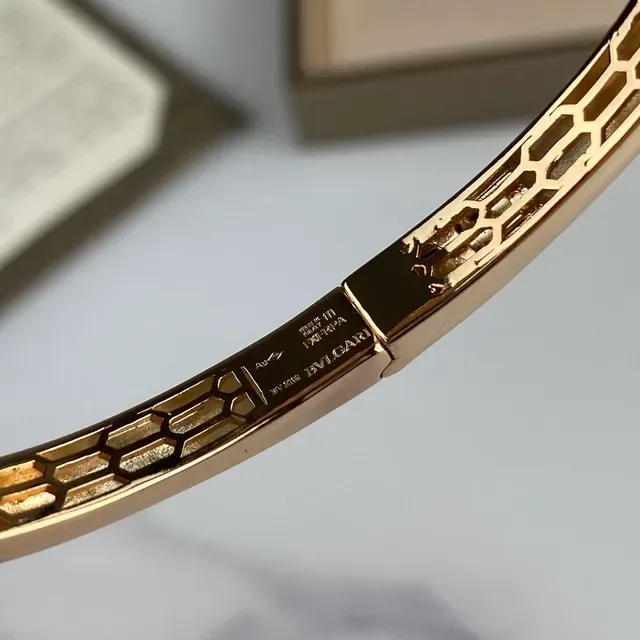 Bvlgari Serpenti सोने का नीला सर्पेंट हेड मोटिफ हनीकॉम्ब मेश बैंड ब्रेसलेट 2