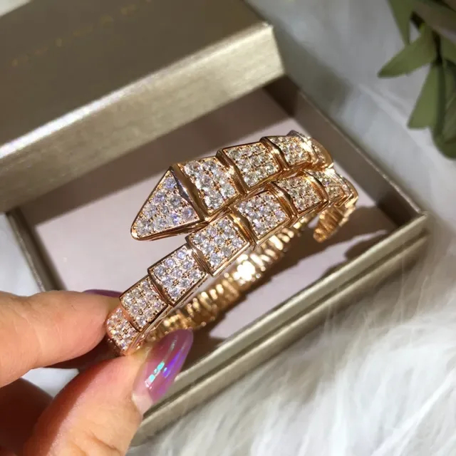 Bvlgari Serpenti Pavé Diamond Articulated Snake Bracelet 2