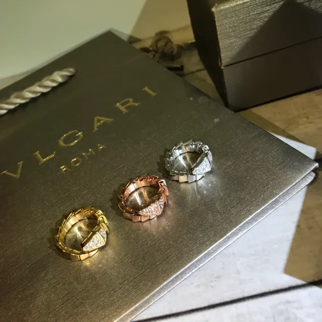 Bvlgari Serpenti Viper Pavé Diamond 三角头戒指 6