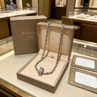 Bvlgari قلادة سلسلة فضية بيضاء روابط ملتوية مع حجر البافيه