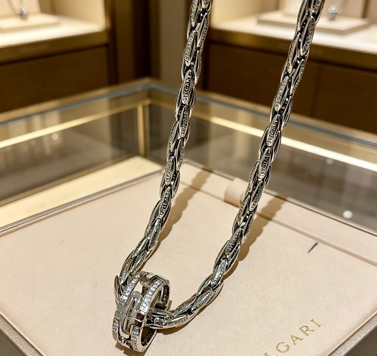 Bvlgari Silver White Twisted-Link Chain Pavé-Set Stones Necklace 7