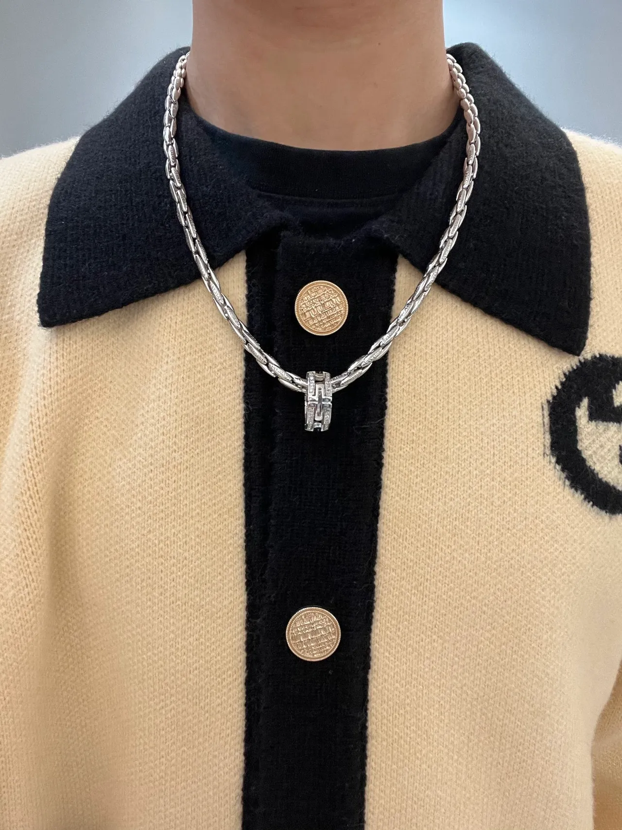 Bvlgari Silver White Twisted-Link Chain Pavé-Set Stones Necklace 8
