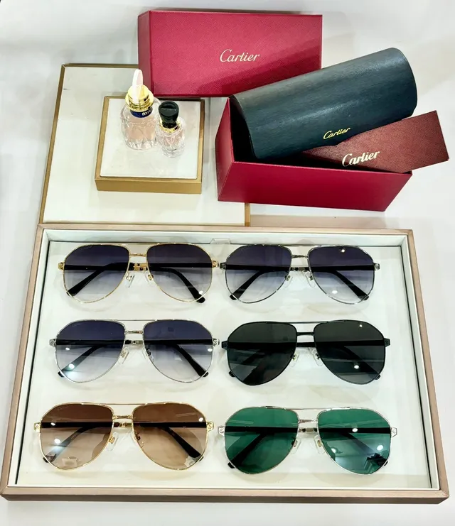Cartier Lentes de Sol Estilo Aviador con Lente Gradiente 3
