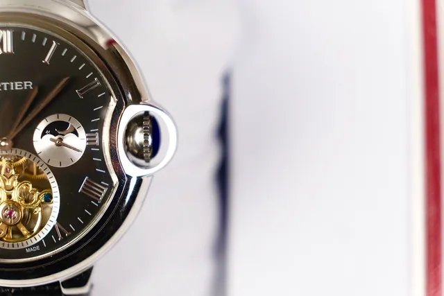 Cartier Ballon Bleu de Cartier Cronógrafo Tourbillon Esfera Negra Reloj Mecánico 3