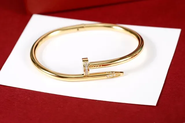 Braceletes Cartier Juste un Clou Nail Motif Pavé Diamantes 6