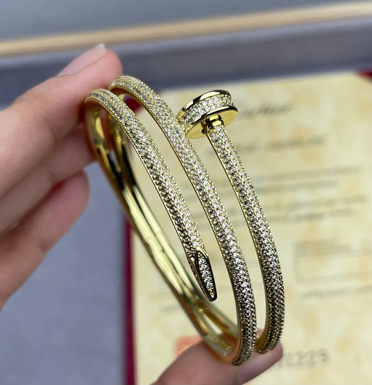 Cartier Juste un Clou Pavé 玫瑰金色调铰接手链 4
