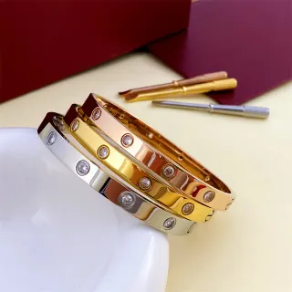 Cartier Love Bracelet فضي ذهب أصفر ذهب وردي سوارات قابلة للتراكم