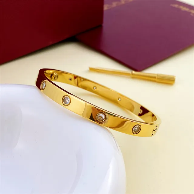 Cartier Love Bracelet 银色 黄色金 玫瑰金 可堆叠手链 2