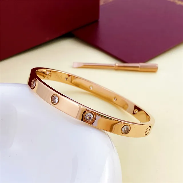 Cartier Love Bracelet 银色 黄色金 玫瑰金 可堆叠手链 3