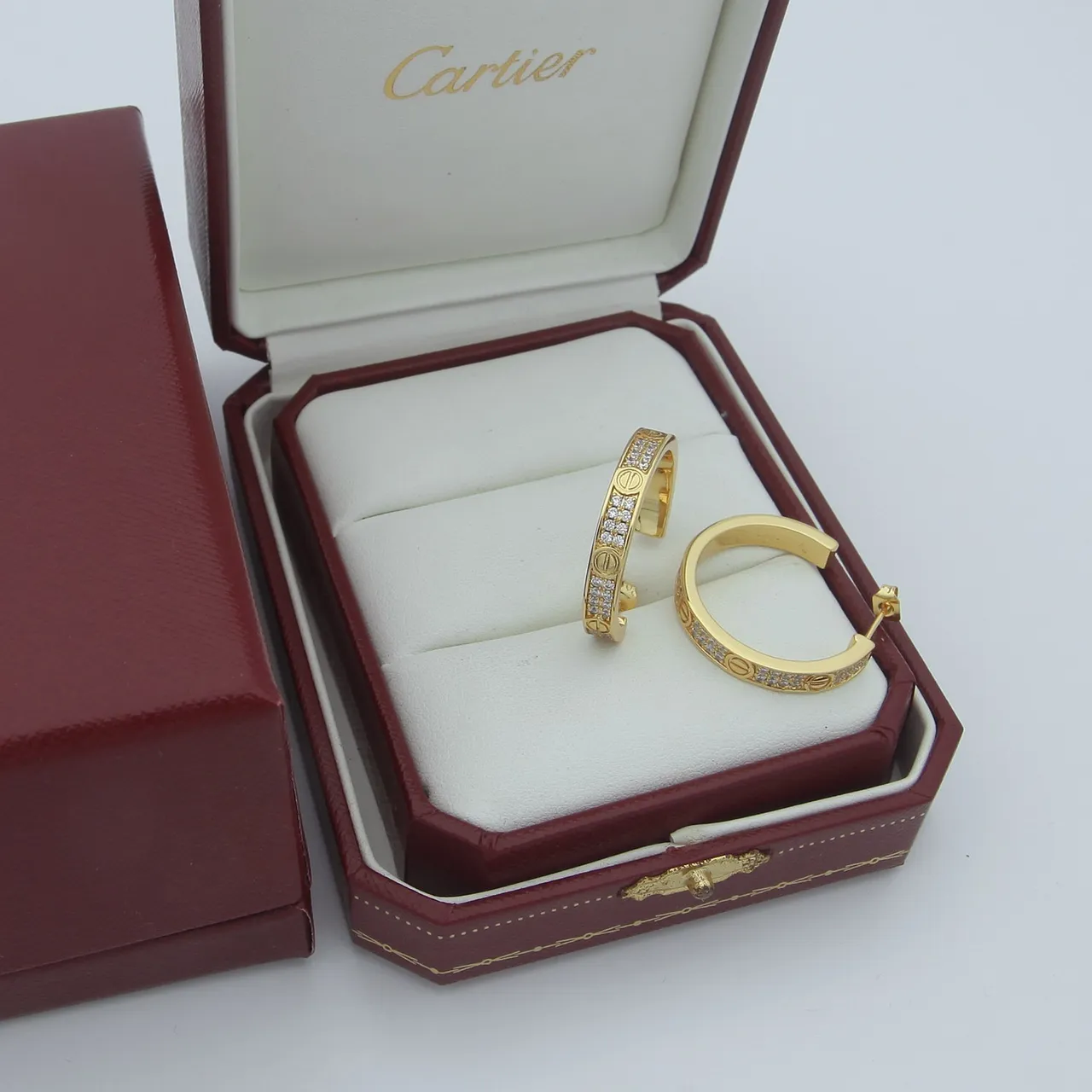 Cartier Love ذهب وفضة مشبك Pavé-Set أقراط 3