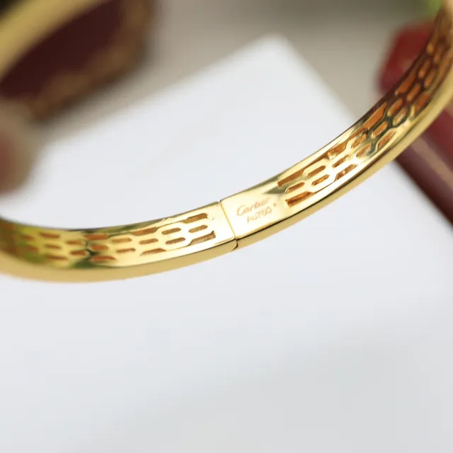 Cartier Panthère সোনা এবং কালো এনামেল প্যান্থার হেড ব্রেসলেট 3