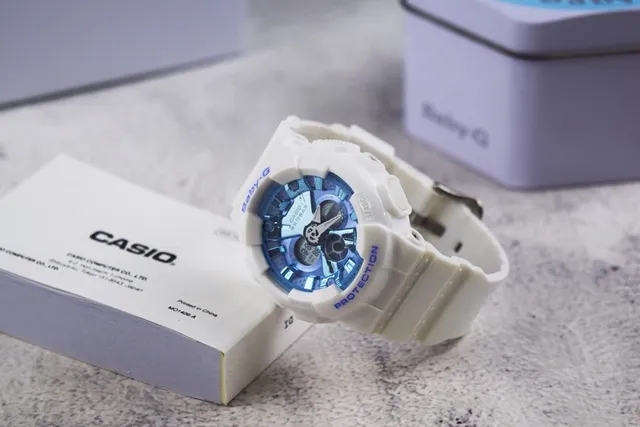 Casio Baby-G Branco e Azul Relógio Desportivo Analógico-Digital 2