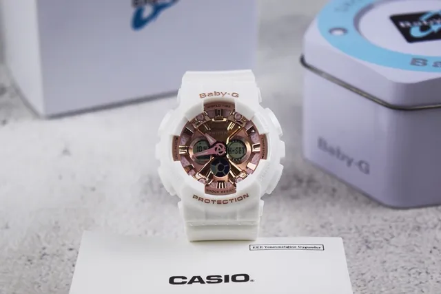 Casio Baby-G أبيض وذهبي وردي ساعة رياضية 3
