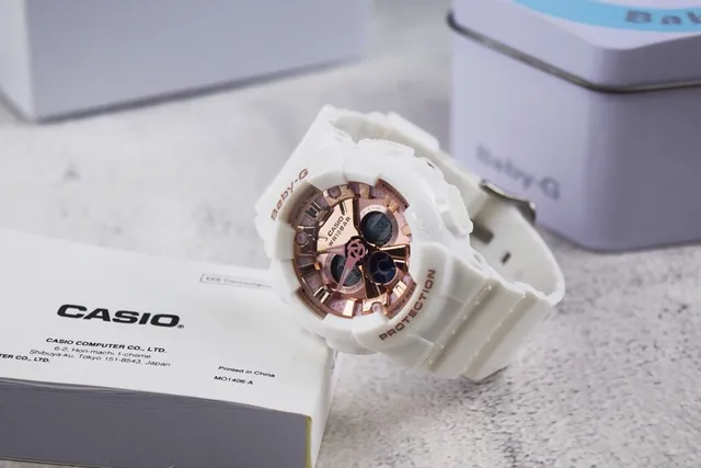 Casio Baby-G أبيض وذهبي وردي ساعة رياضية 4