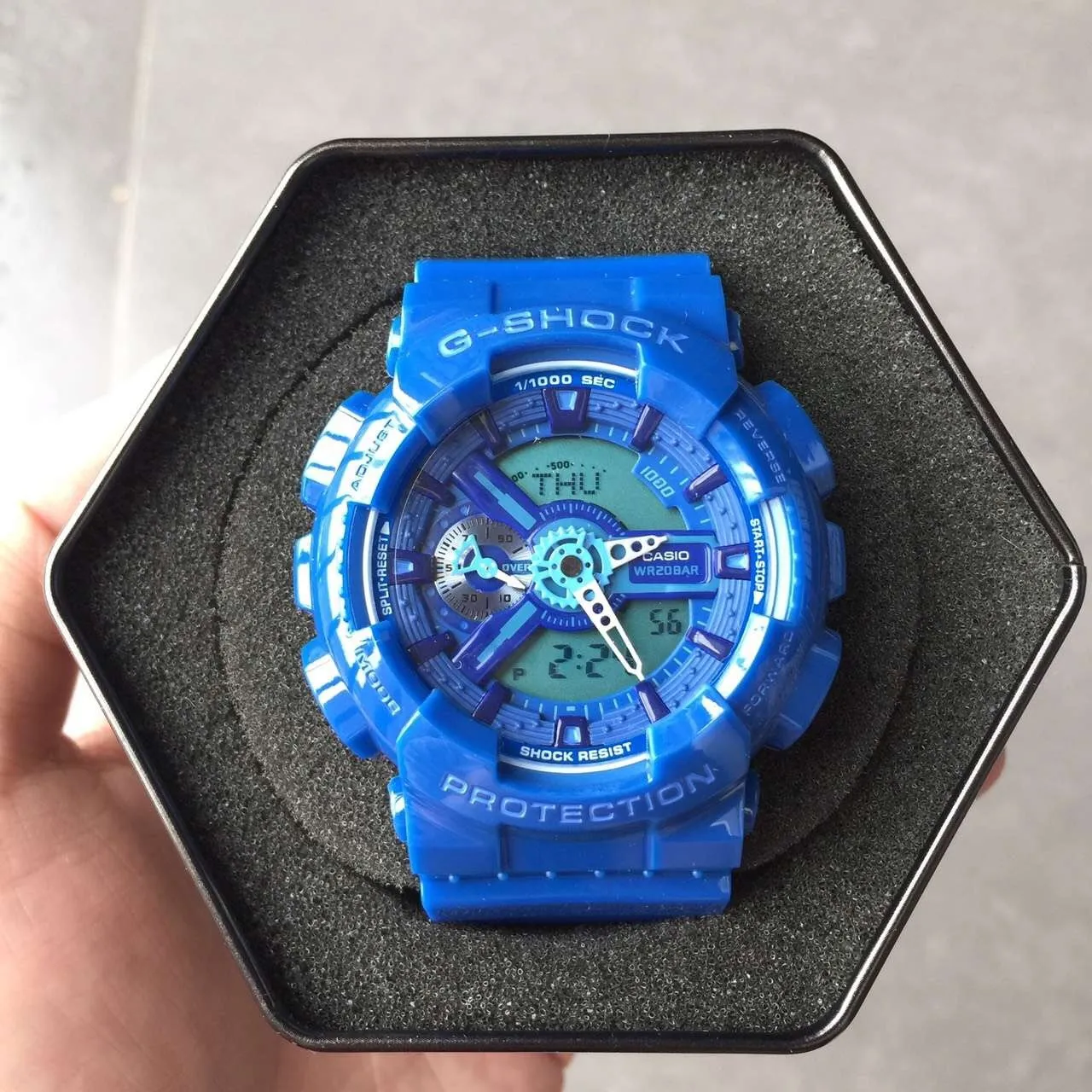 Casio G-Shock GA-110 半透明蓝色酸橙绿色运动手表 14