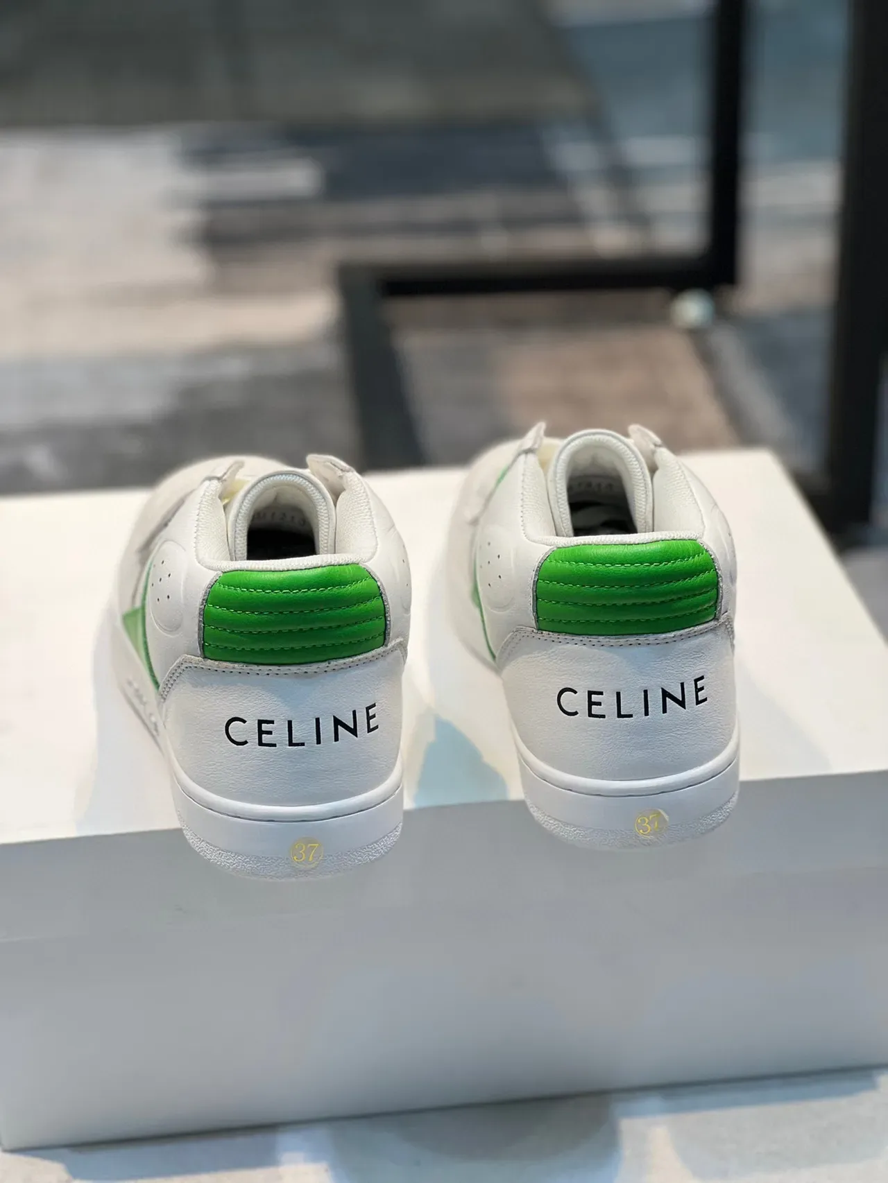 Celine CT-01 白色和绿色生活方式运动鞋 2
