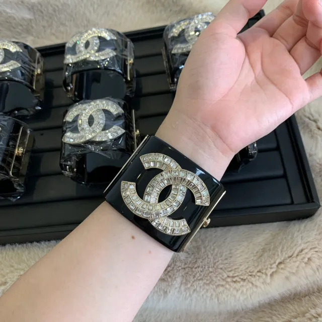 Chanel Black Gold Rigid Cuff Glossy Lacquer Bracelet 2