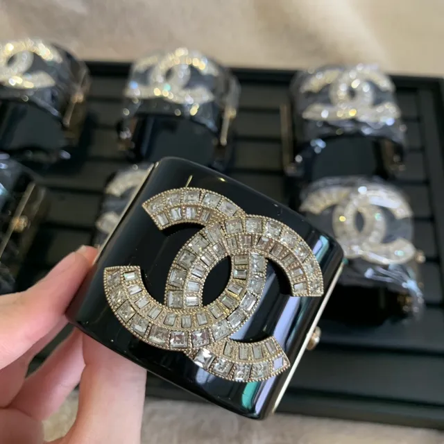 Chanel Black Gold Rigid Cuff Glossy Lacquer Bracelet 3