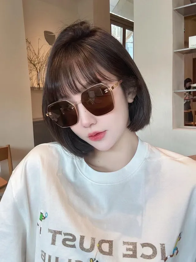 Chanel Black Silver Octagonal Frame Thin Metal Construction Sunglasses 9