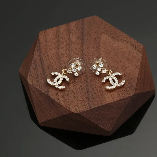 Chanel CC Drop Dourado Transparente Cristal-Embellished Interlocking Logo Earrings 3