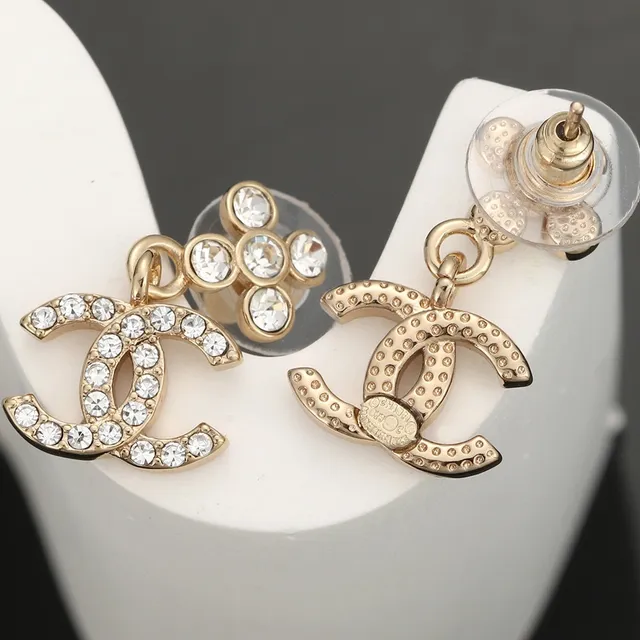 Chanel CC Drop Dourado Transparente Cristal-Embellished Interlocking Logo Earrings 5