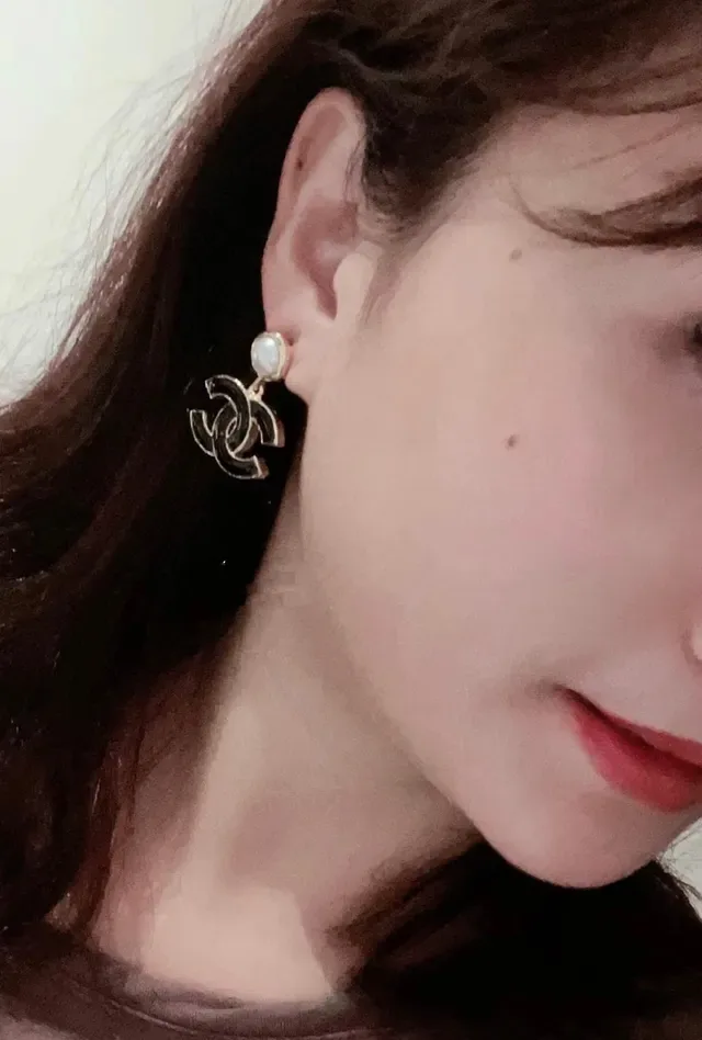 Chanel CC أقراط قطرة وردي أسود Interlocking Logo إنهاء مينا 5
