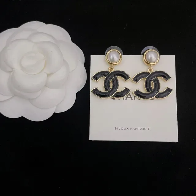 Chanel CC أقراط قطرة وردي أسود Interlocking Logo إنهاء مينا 8