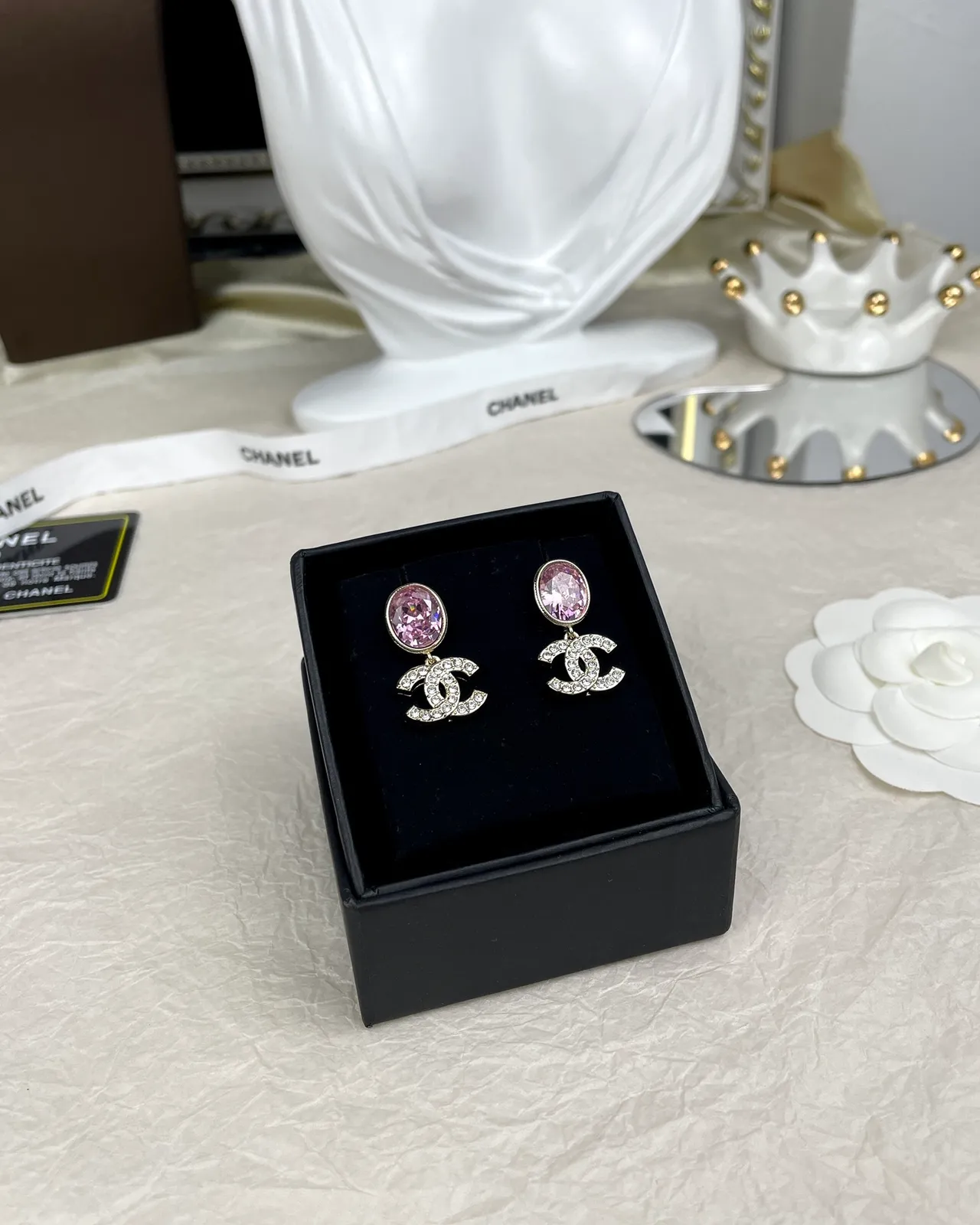Chanel CC Boucles d'Oreilles Or Rose Facetée Ovale Pierre Métal 2