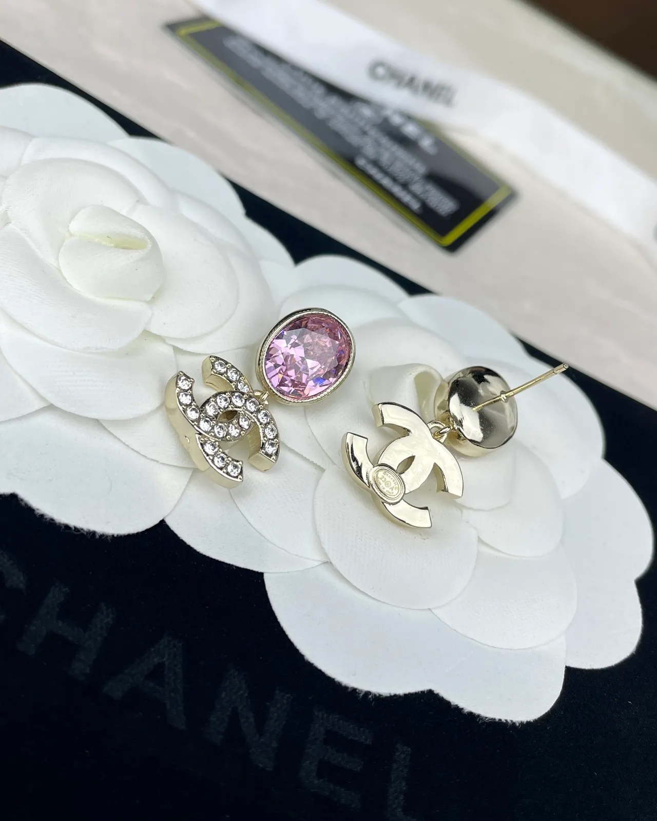Chanel CC Boucles d'Oreilles Or Rose Facetée Ovale Pierre Métal 5