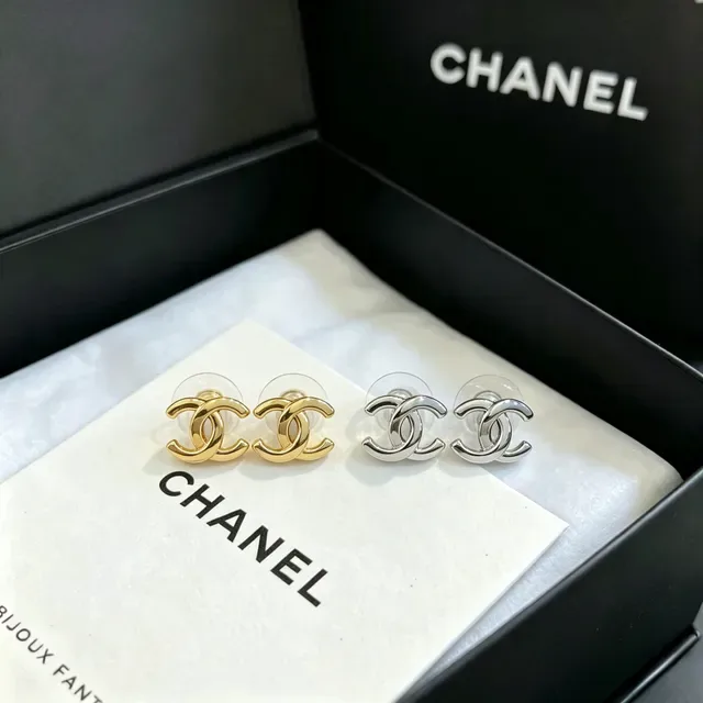 Chanel CC Logo Gold-Tone Stud Earrings 2