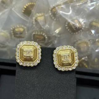 Brincos Chanel CC Stud Ouro Prata Octogonal Cristal Encrustado Borda