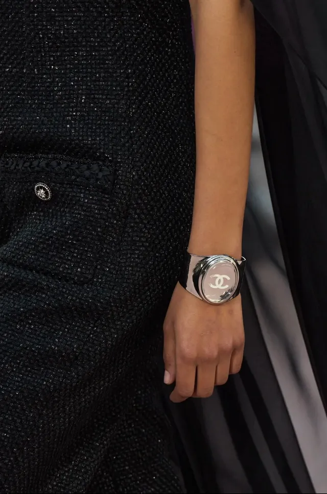 Chanel Classic Cuff Polished Silver-Tone White Enamel Bracelet 3