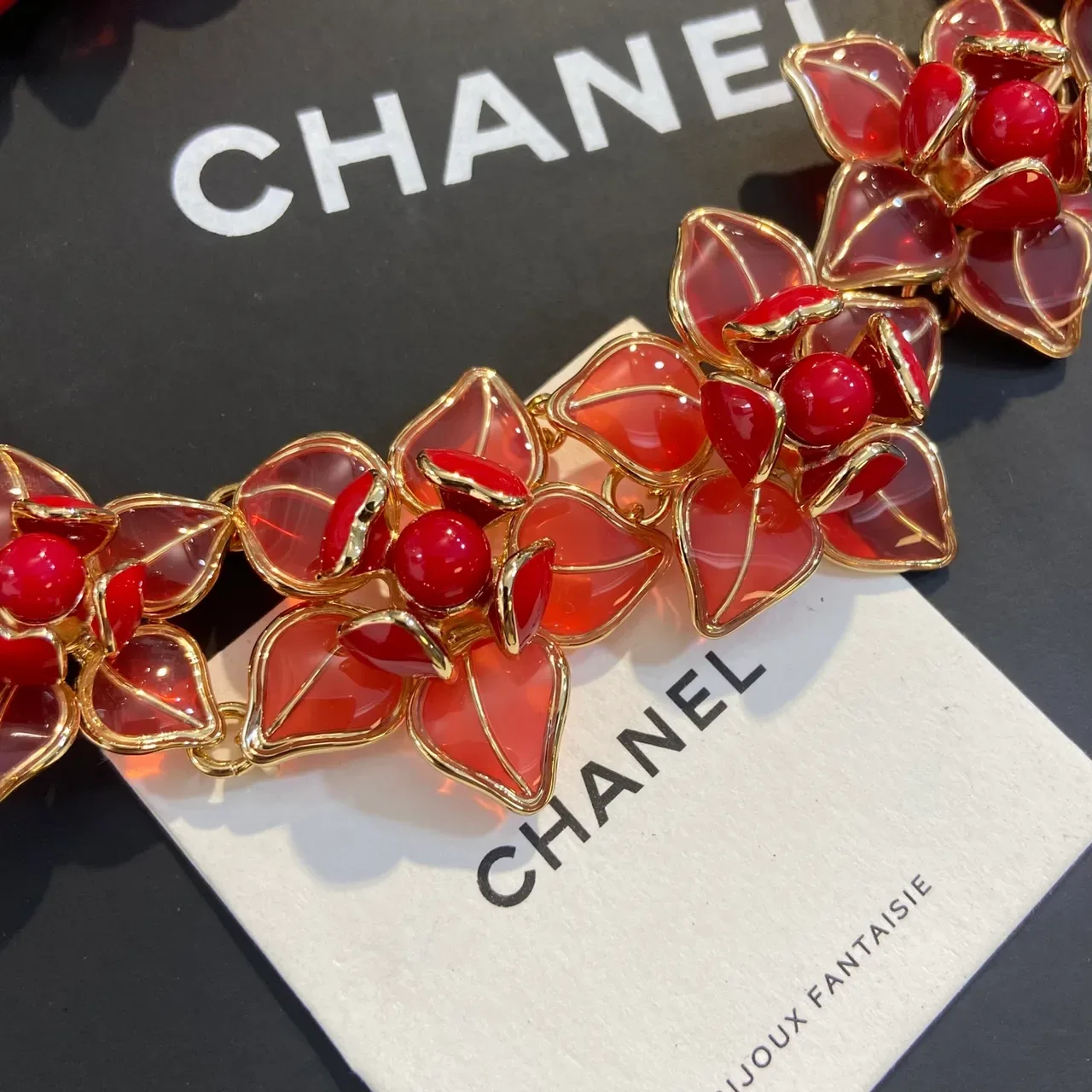 Chanel Choker Floral Émail et Pierre 5